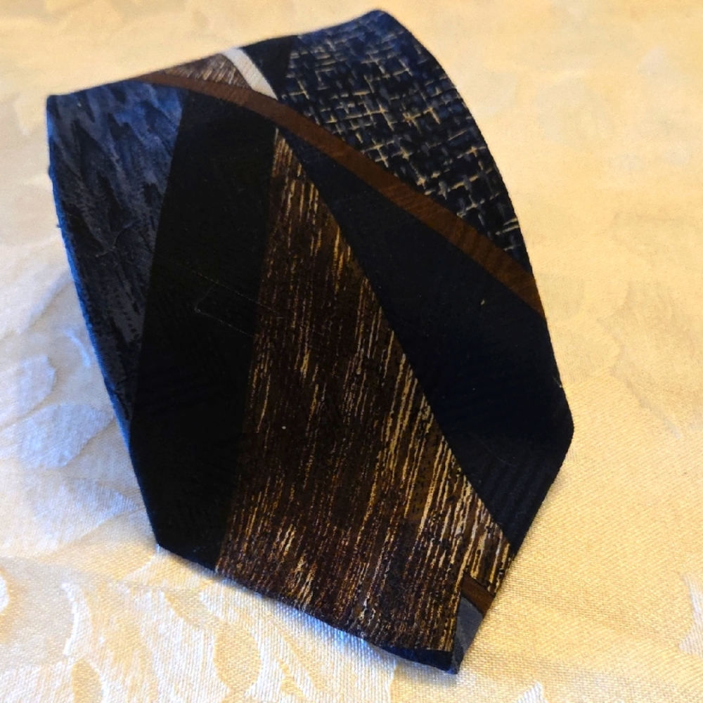 Puritan Vintage Tie